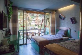 Fenghuang Lifetime True Love Hotel 외부 사진